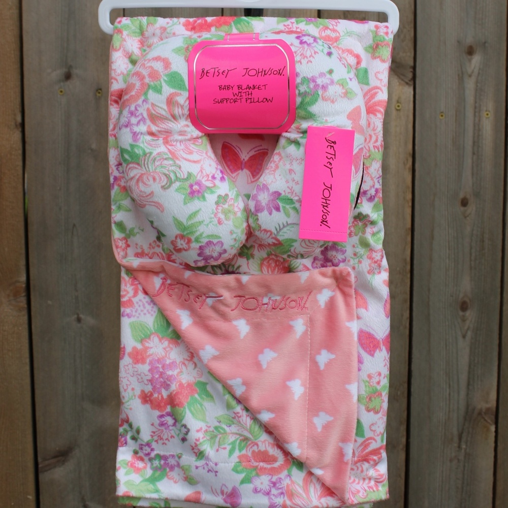 Betsey Johnson Floral Baby Blanket with Pillow NWT - Picture 2 of 4